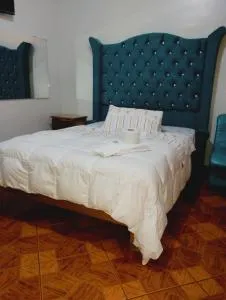 Hospedaje TOSCANO SUITES - El Tambor