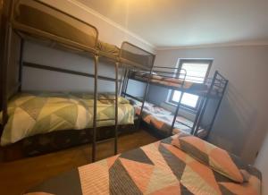 HOSTEL Airport to sleep, kitchen only 7 days reservation, MIX ROOM