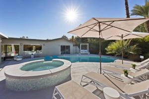 Bon Vivant Palms - 4BR in Movie Colony