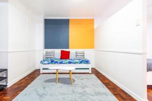 Stylish Hip studio in the Heart of Poblacion,