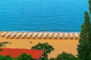 Palm Beach Hotel -Inclusive with Free beach package & Private Beach