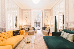 Luxury 4BR Near Praça do Comércio