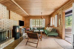 Nature, tranquility, and coziness