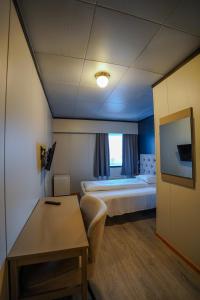 Standard Single Room room in Reisafjord Hotel