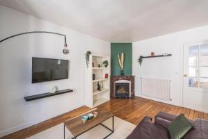 Le Salin - Center - Cathedrale