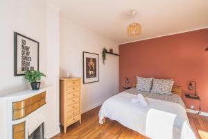 Le Salin - Center - Cathedrale