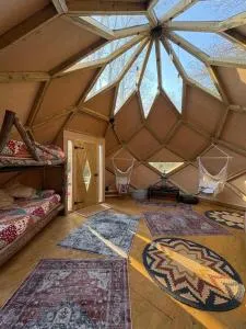 Zen & Den Woodland Zome - Wix