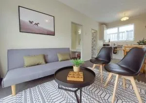 Spacious Claudelands 2-Bed Apartment with Parking - Claudelands