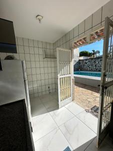 Casa com piscina na Barra do Jucu