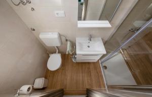 Apartments with parking space Palit, Rab - 4971