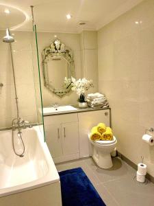 1 bedroom flat in Knightsbridge