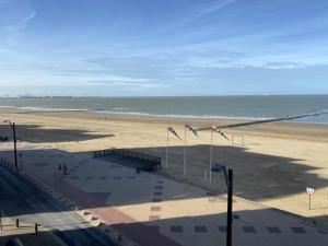 Studio in Knokke with Stunning Sea Views