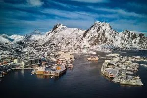 New house,Svolvær city center,3 bedrooms - 斯沃尔韦尔