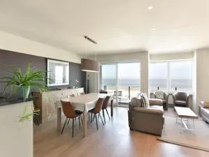 Modern apartment with stunning views - Knokke