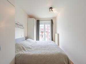 Sunny Stay by the Seaside