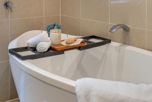 No 27 Absolute River Front