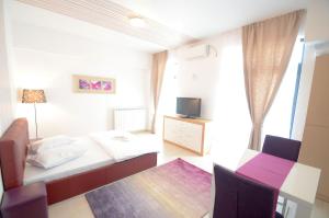 Uptown Residence Apartments