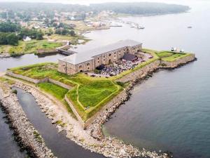 4 star holiday home in Drottningskär