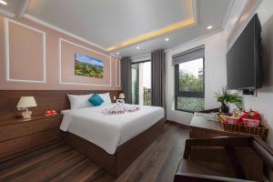 Airport Classic Hotel 2 - 3hvězdičkové hotely ve městě Sóc Sơn