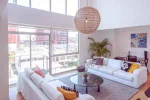 Euroloft Luxury Penthouse with Rooftop Pool and Views - Escazú