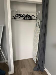 2BR House - Quiet Getaway