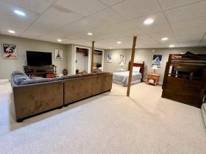 FC39 Entry level Bretton Woods Cottage on beginner ski trail