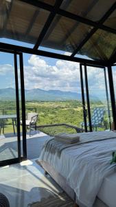 Green Valley a 5 min de Xielo Paracaidismo,la pista secreta y Paintball rural Leticia