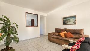 Atlântico Palace Apart Hotel - Piscina em Copanema - Posto 6