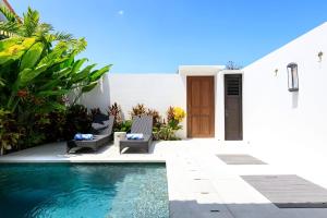 Gorgeous 1 Bed Pool Villa, Walk To Beach, Shops