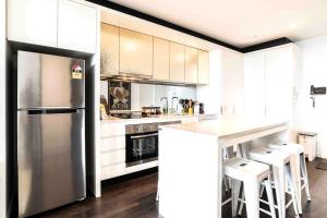 Le Chic in CBD 2br4beds Parking nr southern cross