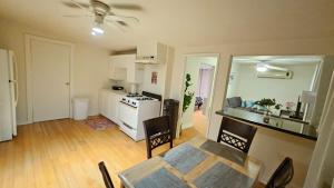 Best Prime Location Hollywood Private House