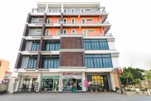 King One Suvarnabhumi - Ban Khlong Lat Bua Khao