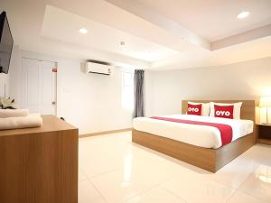 Super OYO 484 Pannee Residence Khaosan Sha Plus