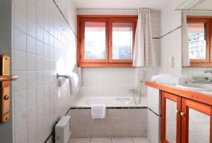 Hotels Chalet Hotel des 2 Gares & SPA : photos des chambres