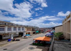 OYO 75469 Baan Kong Hostel