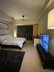 81 Newport Blvd Cluster 5 Unit 3F by Rechelle Nunag