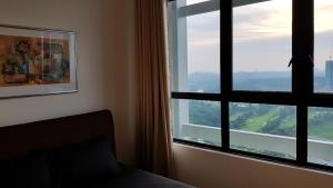 Alyssa Conezion Suite Golf View 3R near IOI City