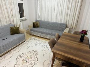 Great location and Cozy House!