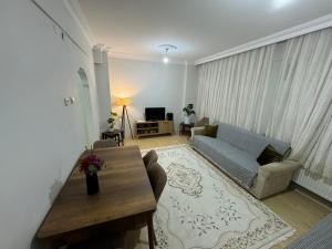 Great location and Cozy House!