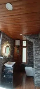 Surya Stays - Mangan