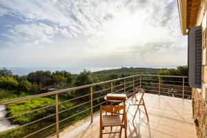 Villa Eleni - Private Pool Retreat near Kardamili