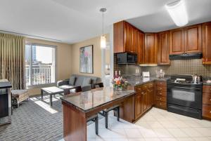 Broadway Plaza, Trademark Collection by Wyndham