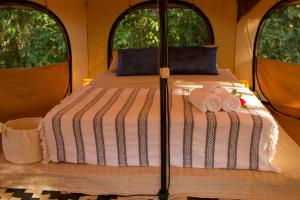 SurFreak Backyard Glamping CoWorking Experience