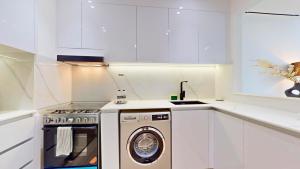Premium 1BR with Great Amenities in the Heart of JVC!