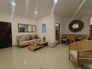 Santorini Resort Art Of Living Apartment Negombo 48