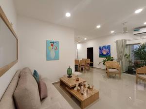 Santorini Resort Art Of Living Apartment Negombo 48