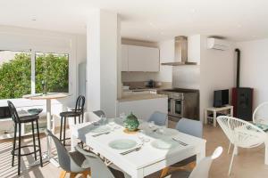 WELCS APARTAMENTO 232 EMP con vista al mar