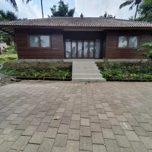 Kayu Tulang Estate - Blimbing