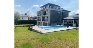 Home Xperience Luxury Apartments