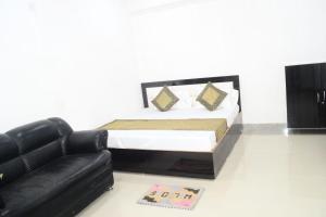 HR Paying Guest House